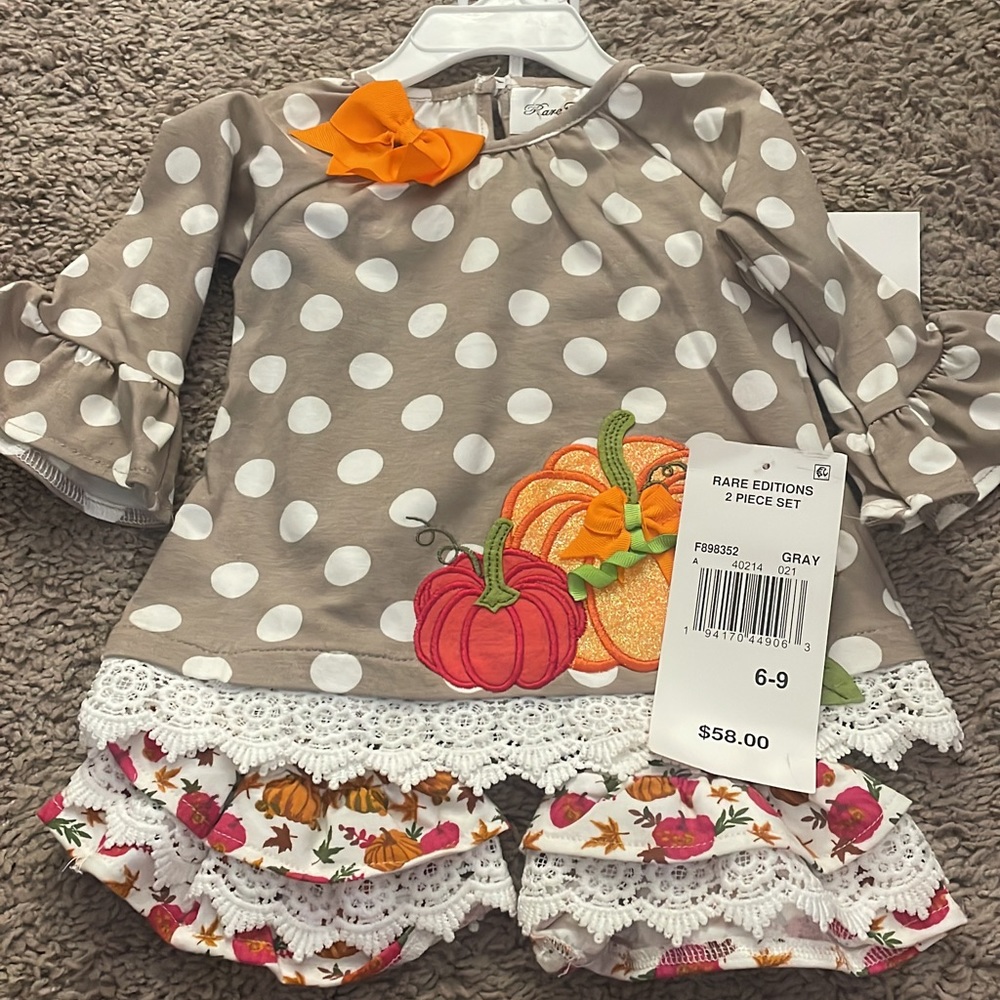 BRAND NEW WITH TAGS OUTFIT
